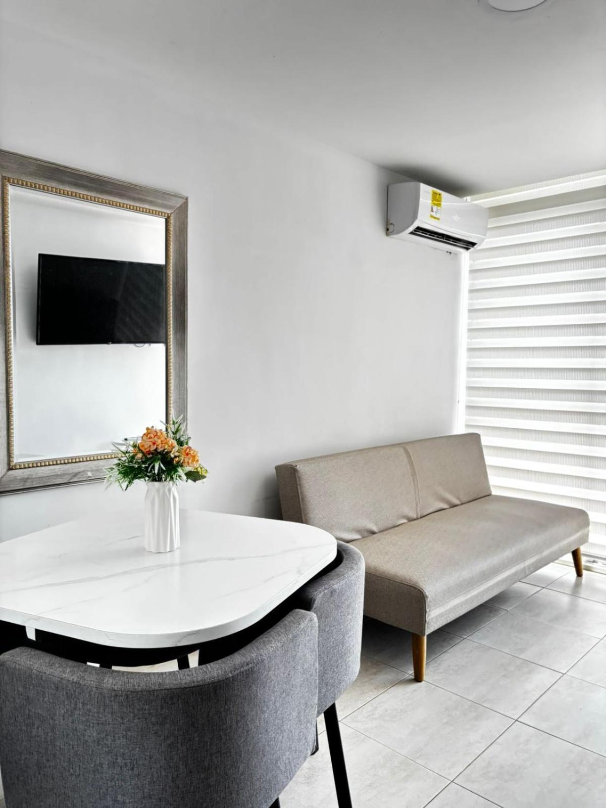 Tu Comoda Y Practica, A Cerca De Lugares Emblematicos De La Ciudad Apartamento