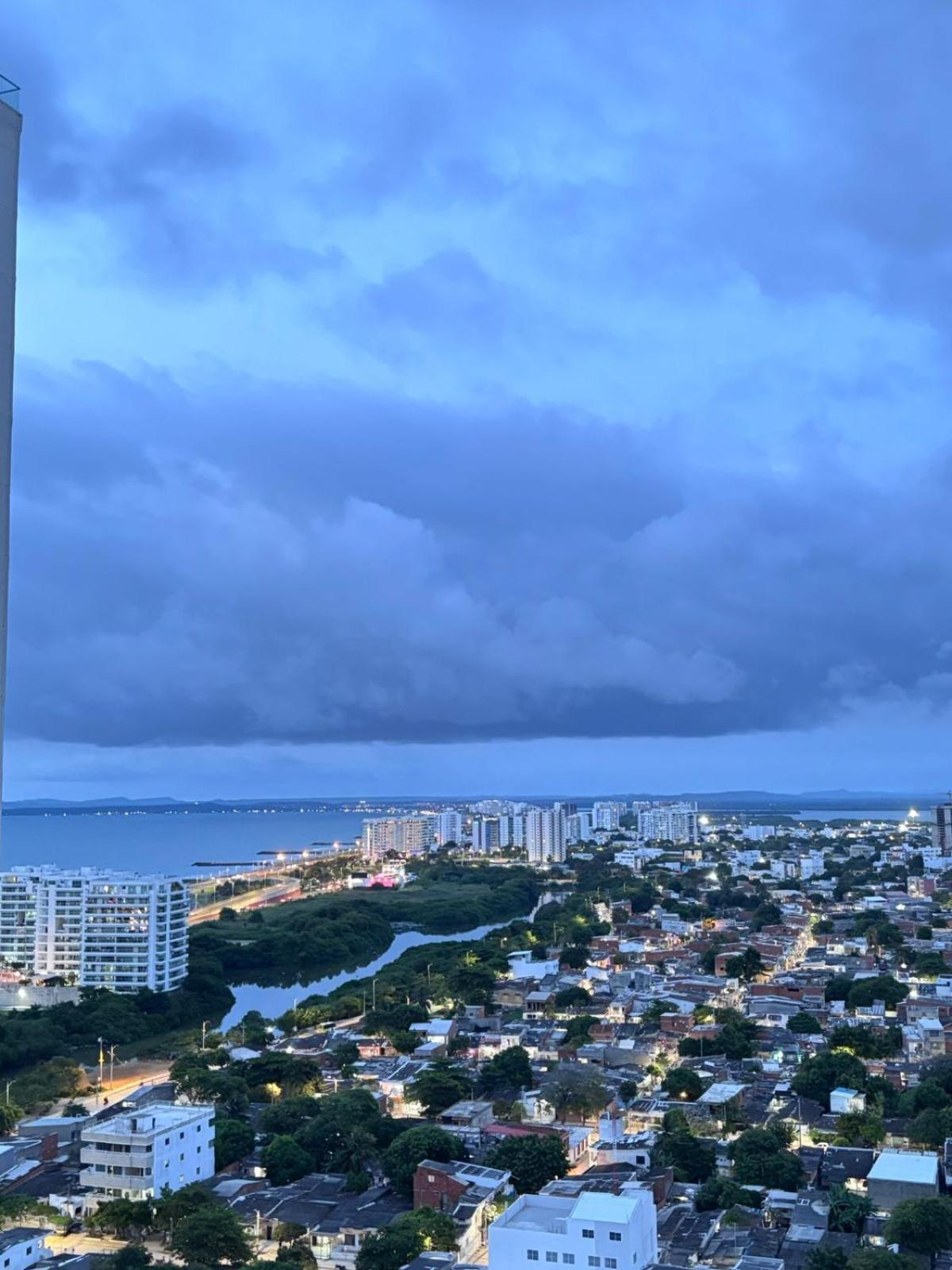 Tu Comoda Y Practica, A Cerca De Lugares Emblematicos De La Ciudad Apartamento